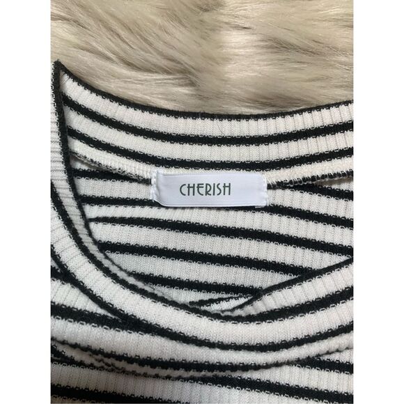 Cherish Stripped Top Medium - Picture 4 of 7